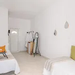 Dibellee Mykonos 格拉斯托斯