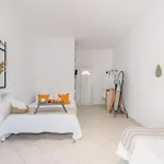 Dibellee Mykonos 3* 格拉斯托斯