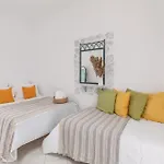 Dibellee Mykonos 格拉斯托斯