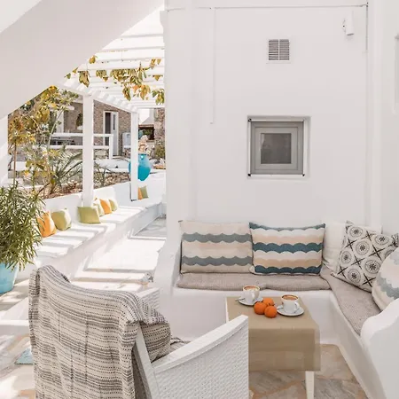 Dibellee Mykonos Glastros (Mykonos)