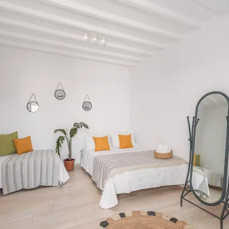 Lägenhetshotell Dibellee Mykonos 3*
