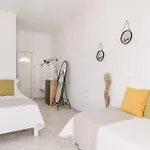 Dibellee Mykonos Aparthotel Glastros (Mykonos)