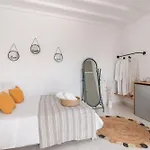 Dibellee Mykonos Glastros (Mykonos)