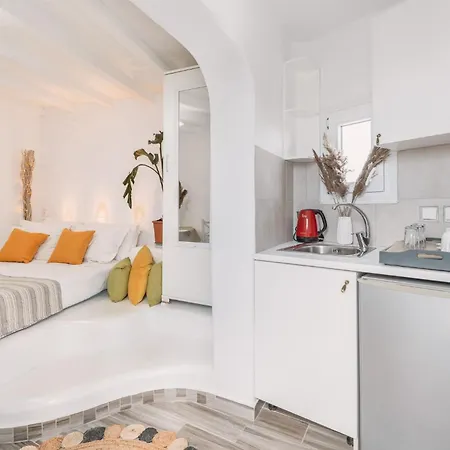 Dibellee Mykonos 3*
