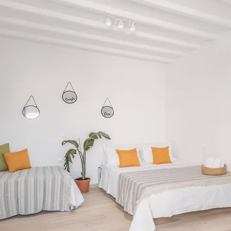 Dibellee Mykonos Lägenhetshotell 4*