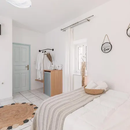 Dibellee Mykonos Апарт-отель