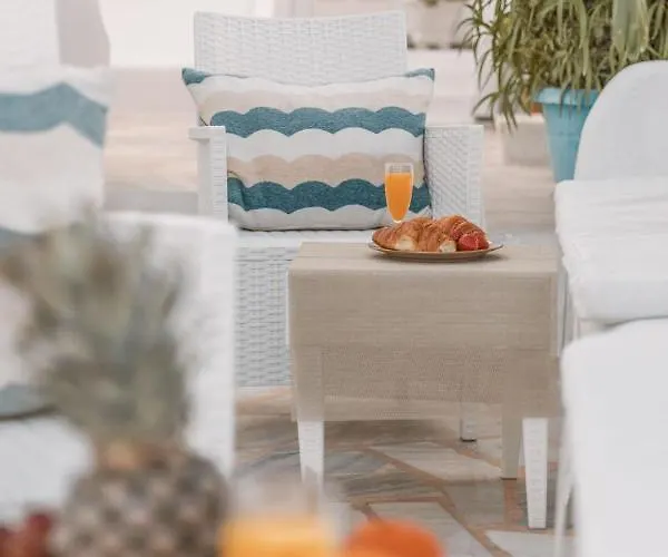 Dibellee Mykonos Glásztrosz