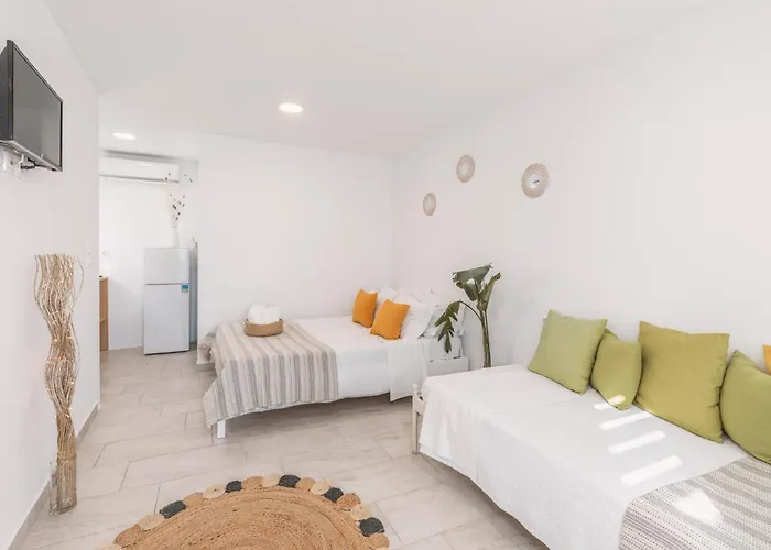 Dibellee Mykonos Apartmanhotel 4*